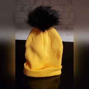 1 Yellow Adult hat w/ 1 Black detachable pom. Called 'Bumble'. Handmade